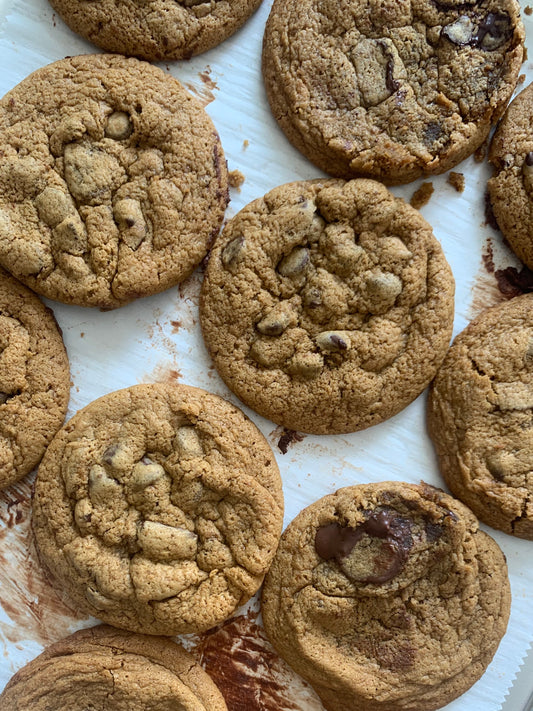 Refined Sugar Free Chocolate Chip Cookies | Heather Hartman Health