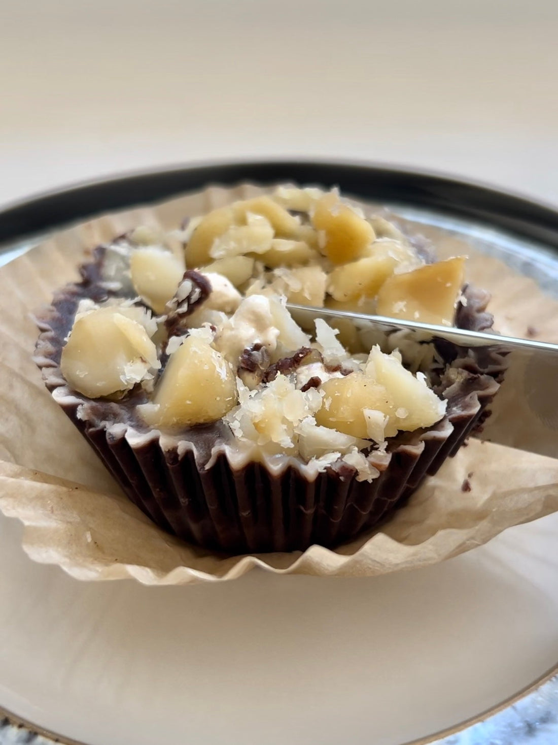 Macadamia Carob Cups